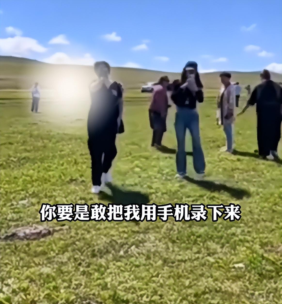 图片[2]-内蒙古：游客开车碾压草原不听劝，牧民上前制止遭辱骂“不是人”-瑷珂憬転
