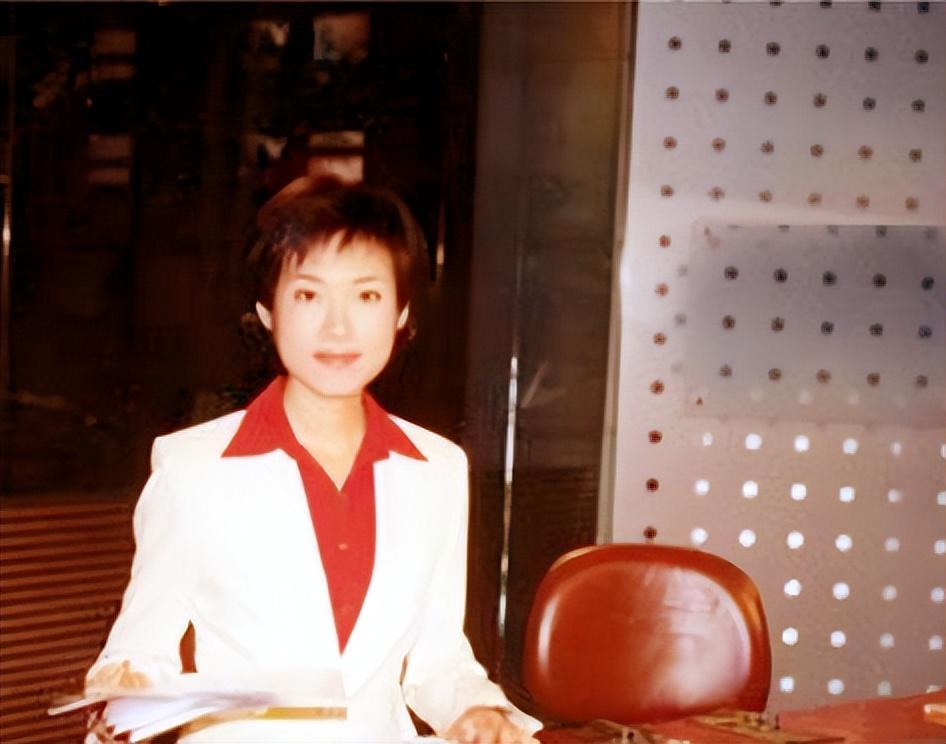 图片[5]-43岁的央视主持宝晓峰：女人单身也能过得很好，我是家乡代言人-瑷珂憬転