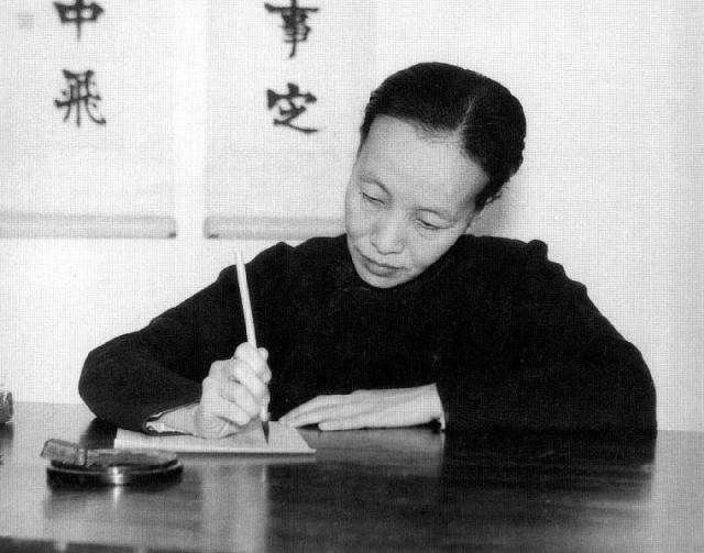 中国10大情感女作家，张爱玲和三毛上榜，你都认识吗？